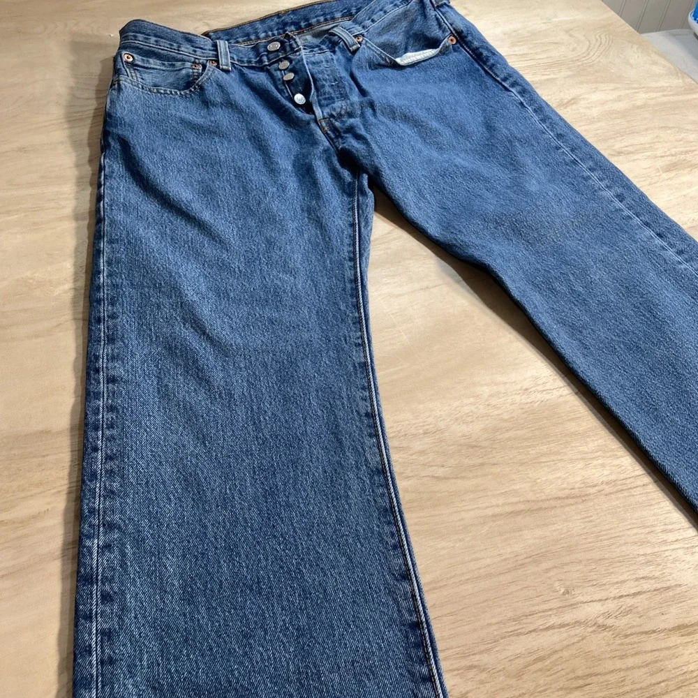 Levi's 501 Jeans Mens 32x32 Blue Original Fit Straight Medium‎ Wash Denim Pants